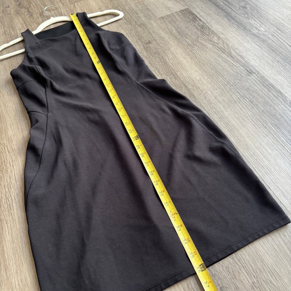 Lululemon Slim Fit Above Knee Dress 6 - Picture 7 of 8